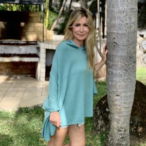 Poncho carré turquoise